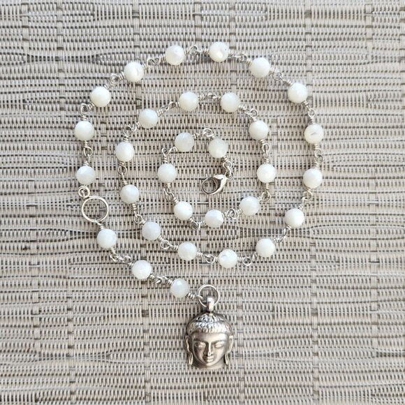 MOTHER OF PEARL NECKLACE WITH STERLING SILVER BUDDHA PENDANT - Picture 1 of 6